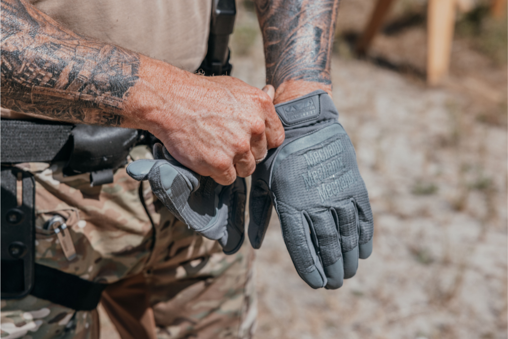 タクティカル ファストフィット