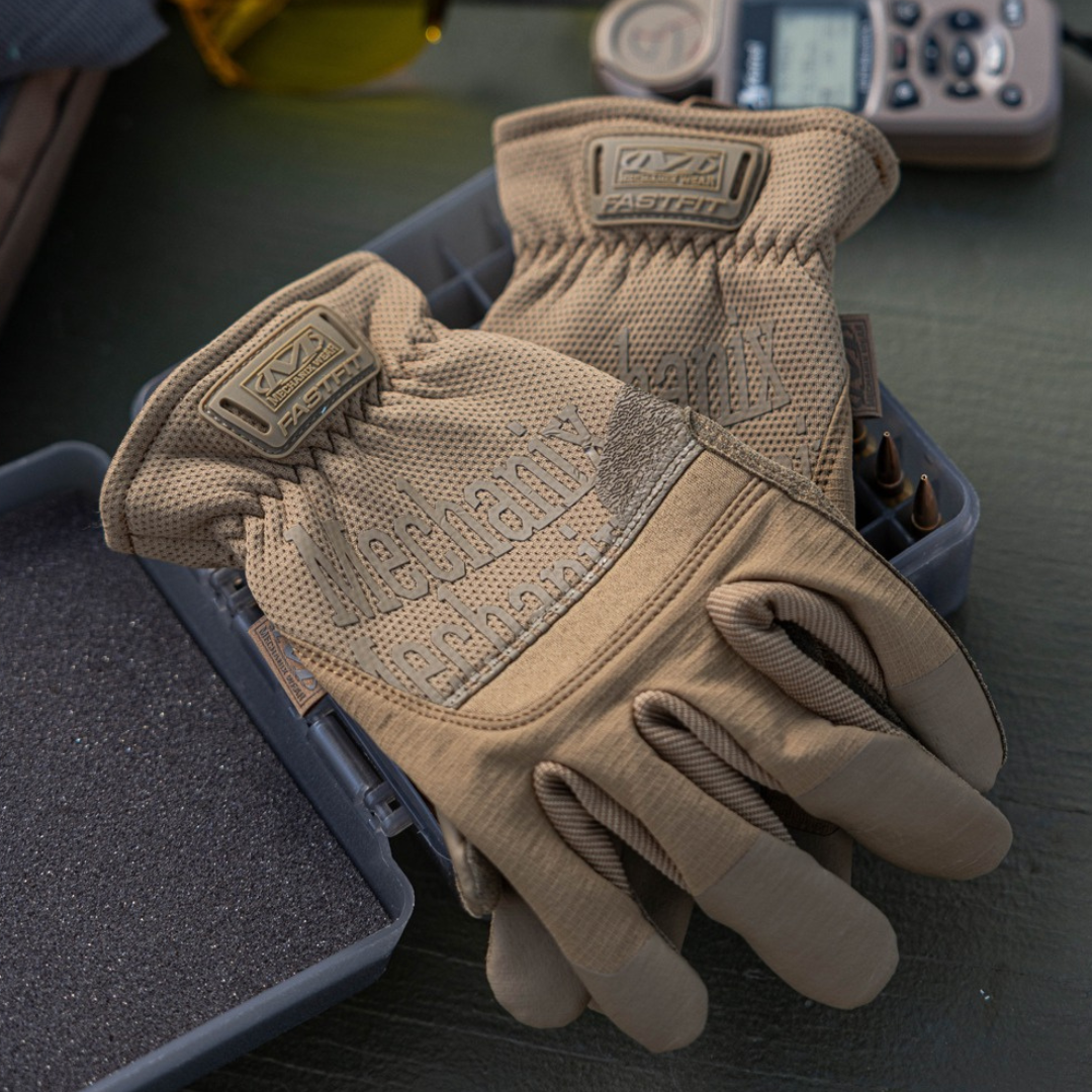 タクティカル ファストフィット